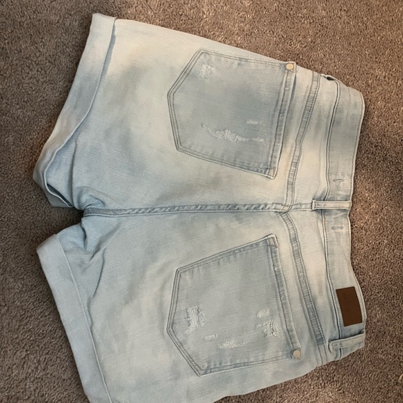 Judy blue  Light Blue Distressed Jean Shorts - Picture 2 of 2
